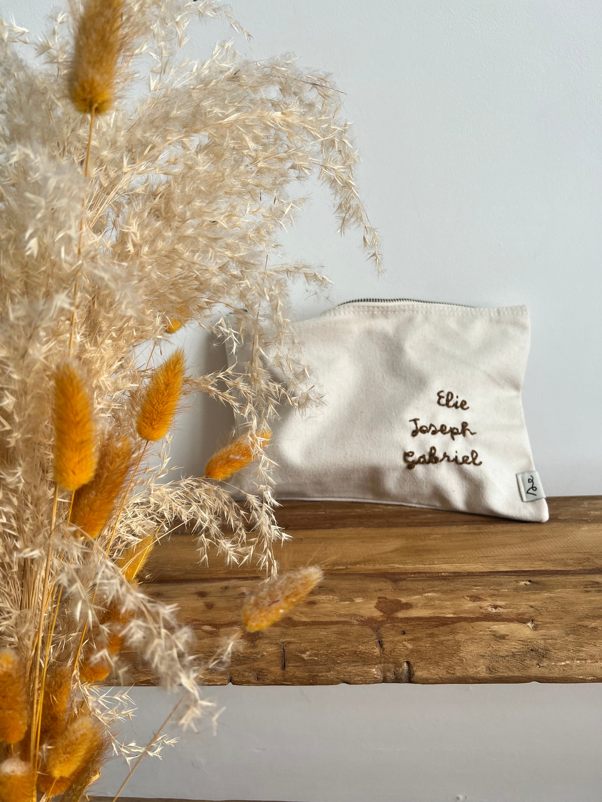 trousse coton brodée prénom bébé 